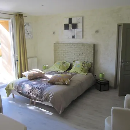 La Cle Des Champs Bed & Breakfast Chabeuil
