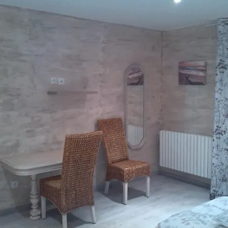 Bed & Breakfast La Cle Des Champs 3*